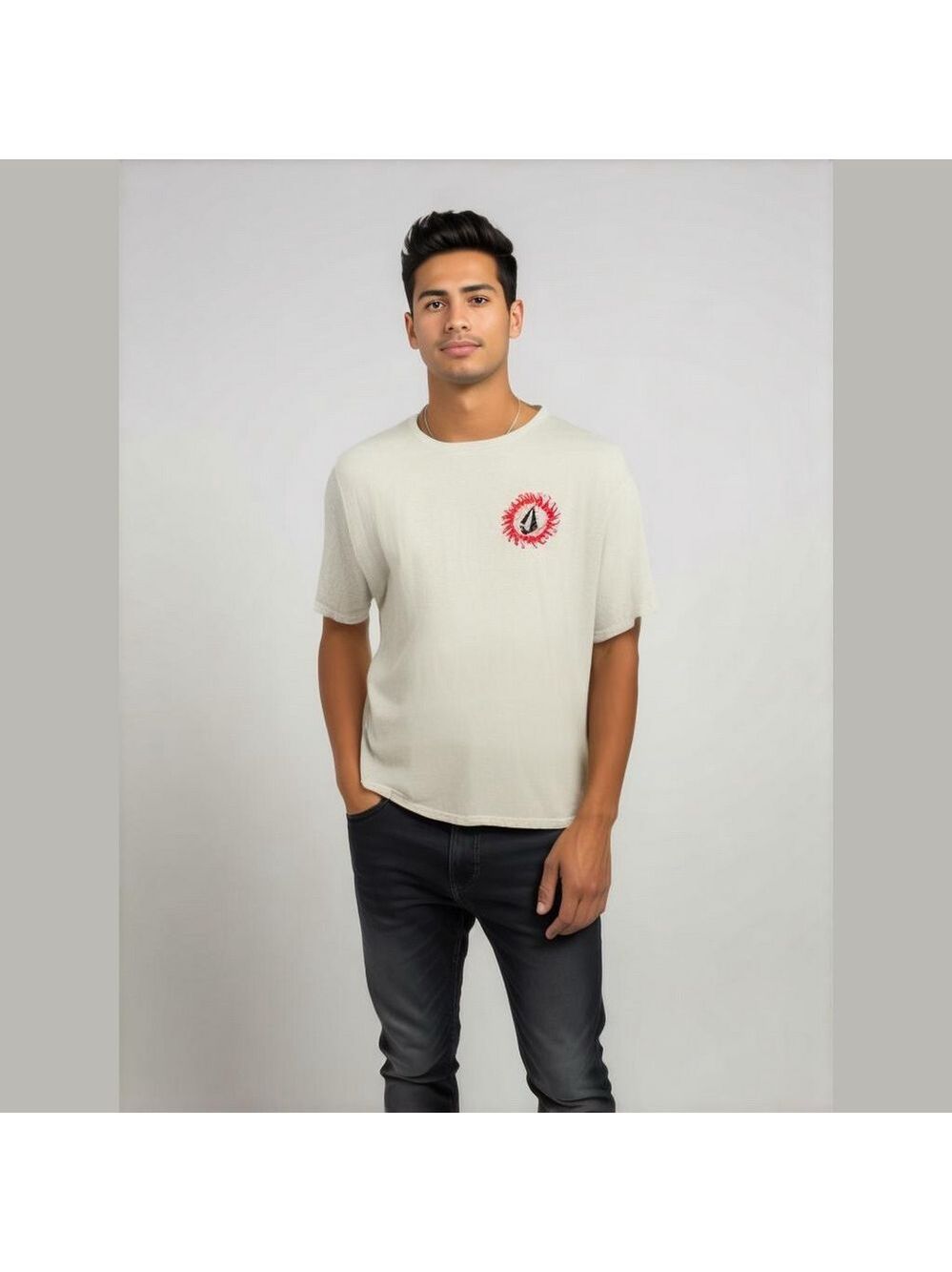 Size XL Volcom, men’s white shirt